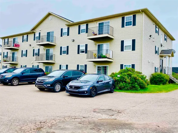 33 Glen Stewart Dr Unit 10, Stratford, PE C1B 2W3
