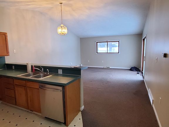 2nd image of 3613 Newcastle Dr SE #B