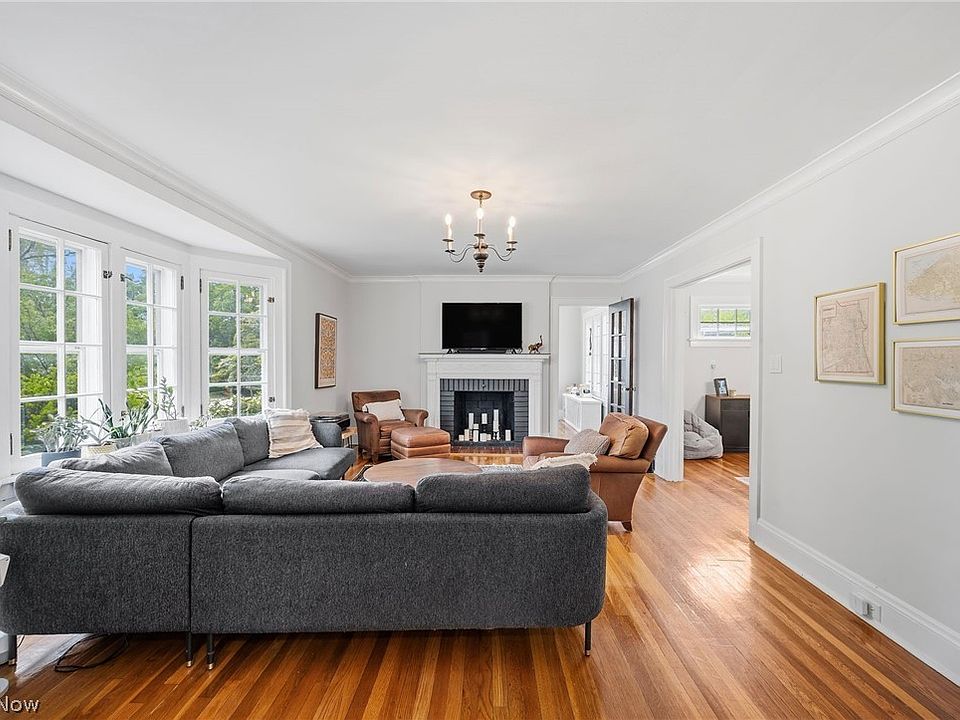 3141 Coleridge Rd, Cleveland Heights, OH 44118 | Zillow