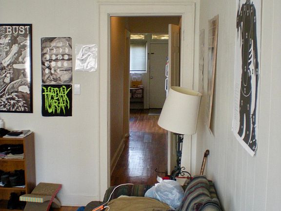 5th image of 2551 Indianola Ave