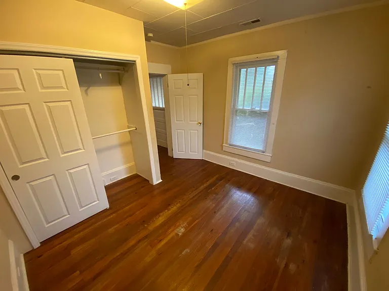 315 Brooks St — Photo 12