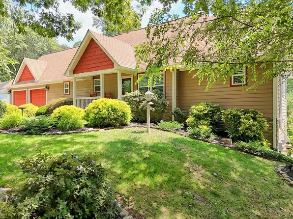 183 White Meadows Dr, Blairsville, GA 30512