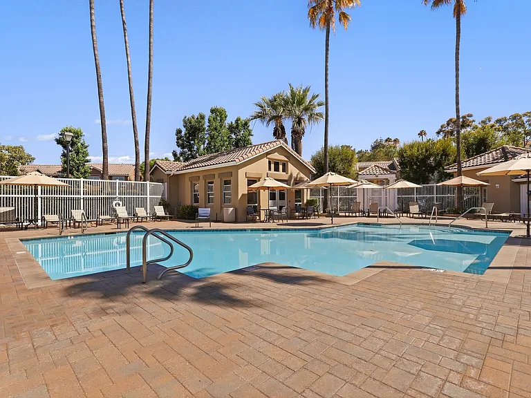 28527 Klondike Dr — Photo 14