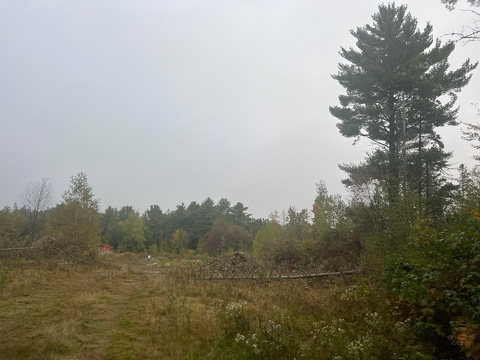 2nd image of 76 Meadow Road
