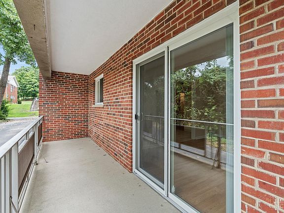 2nd image of 3566 Amberacres Dr #1