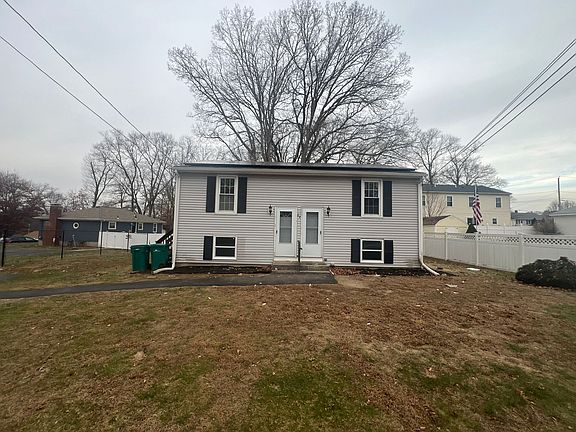 4th image of 62 Jessie Ave #1