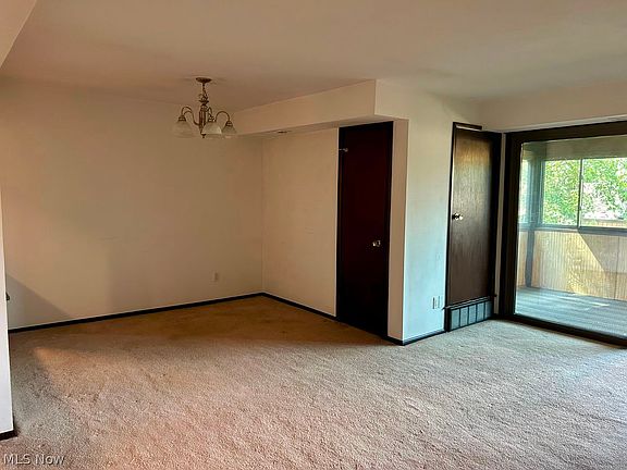 5th image of 33803 Electric Blvd APT B6
