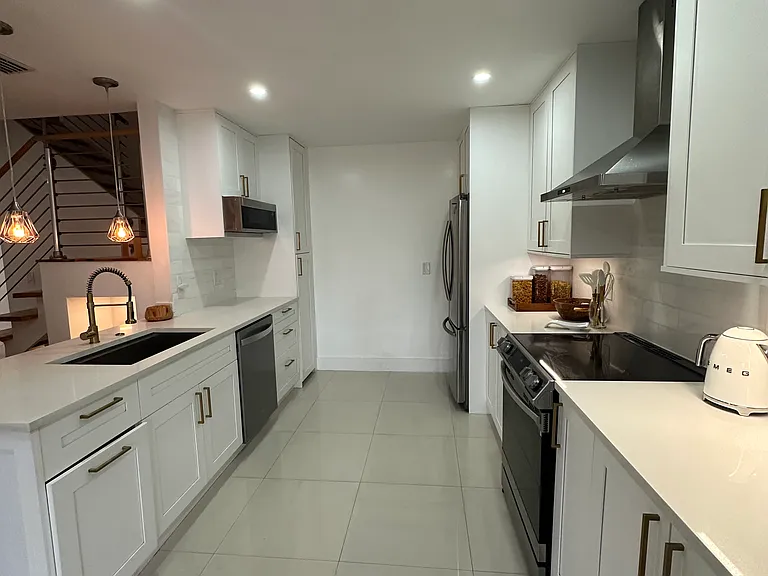 8811 W Sunrise Blvd — Photo 8