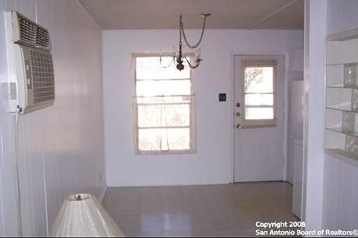 5th image of 2219 SPICEWOOD DR