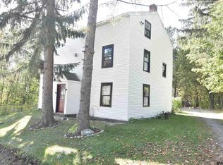 1563 Burden Lake Rd, Averill Park, NY 12018