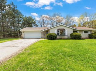 4125 Imperial Dr, Brookfield, WI 53045