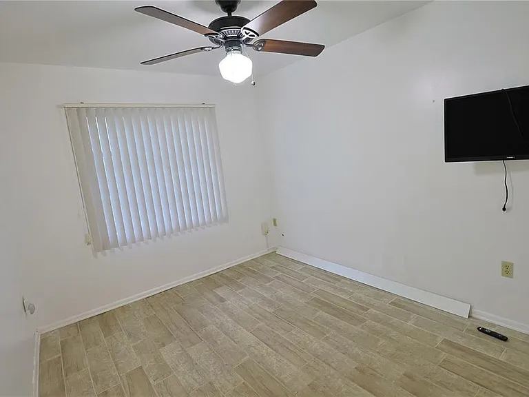 5955 Palm Ln #A33 — Photo 11