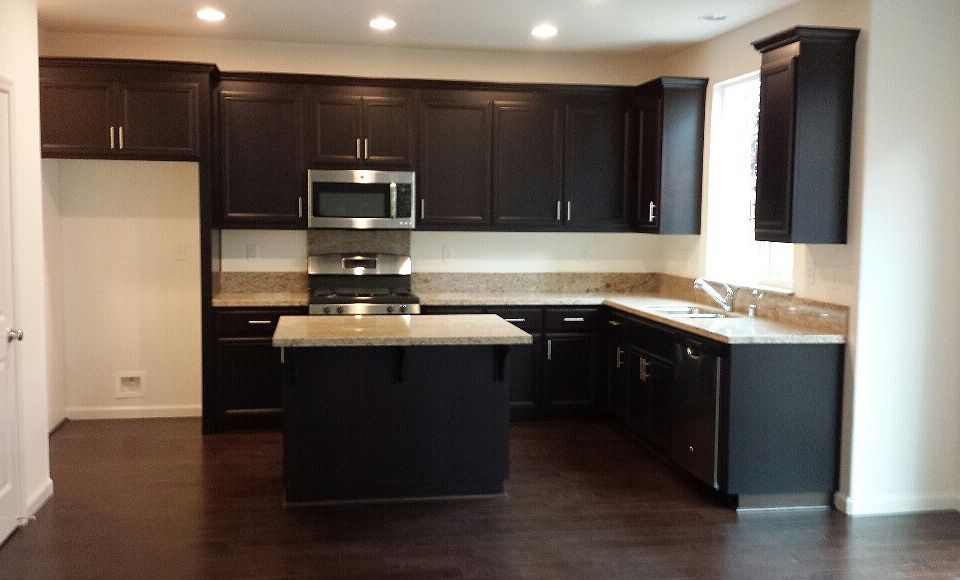 2nd image of 302 Barnhill Dr