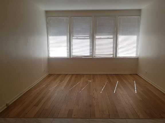 4th image of 6119 N Cicero Ave