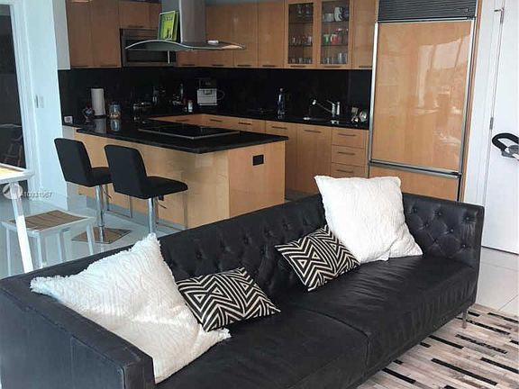 4th image of 6899 Collins Ave Unit 1003