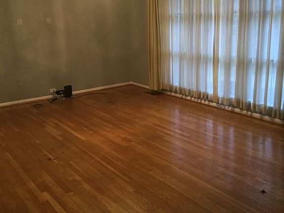 2nd image of 11002 Trafton Ct