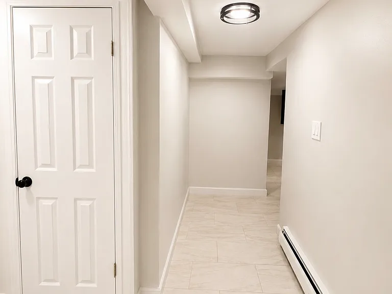 31 Irving St #1 — Photo 10