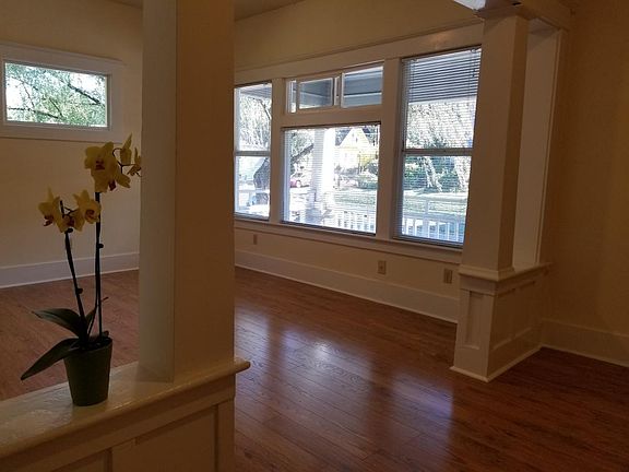 Living Room / Entry Way