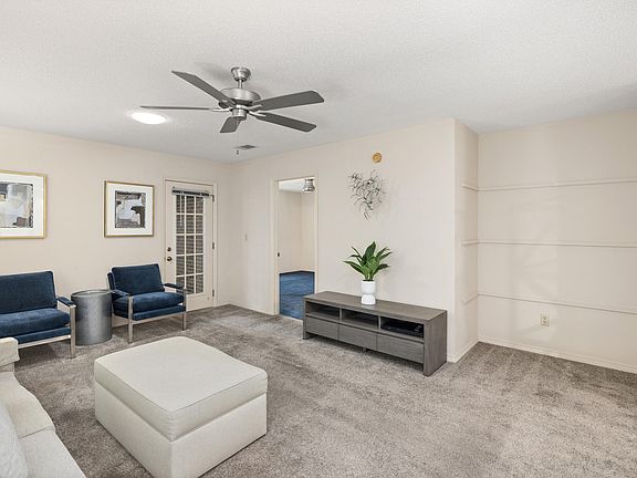 5th image of 85 Hidden Cove Ct