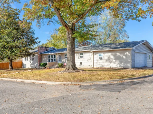 305 N Sunshine, Branson, MO 65616