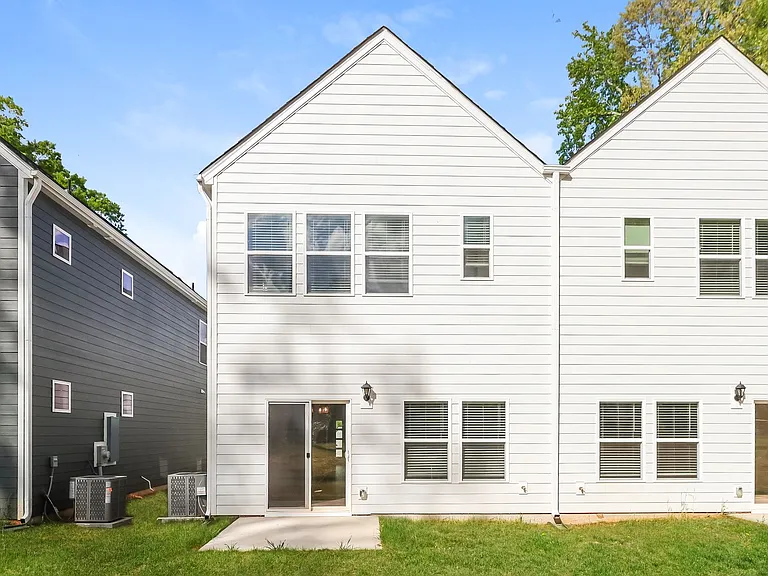 3607 Corbett St — Photo 15