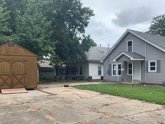 3rd image of 1601 N Joplin St