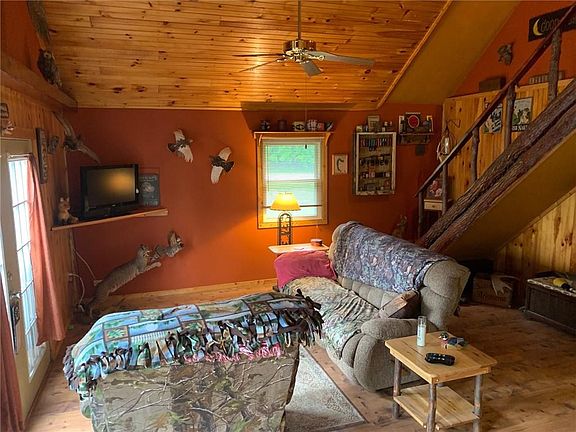 5th image of 9302 N Sunnyside Dr