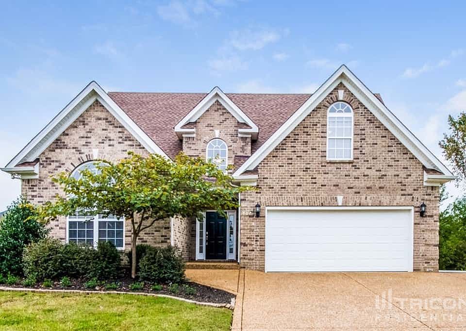 1st image of 707 Willow Cove Dr