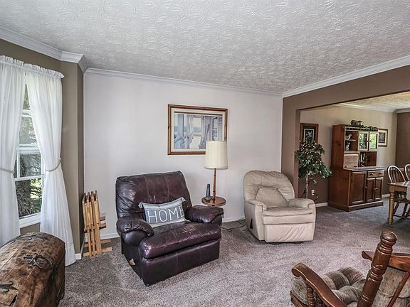 4th image of 6309 Stoney Creek Dr