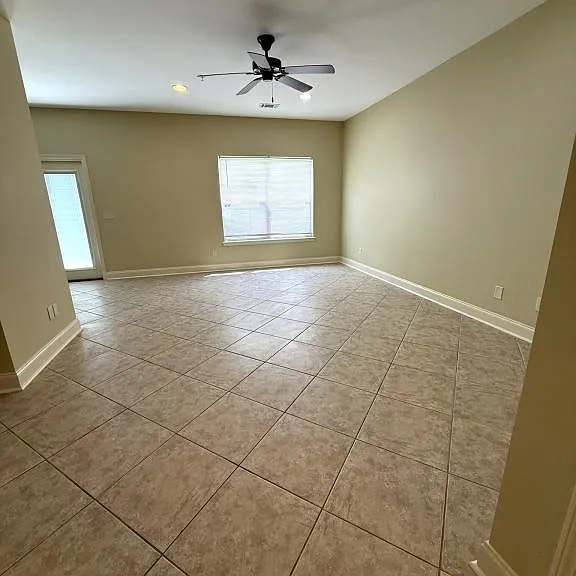1725 Annabellas Dr — Photo 6