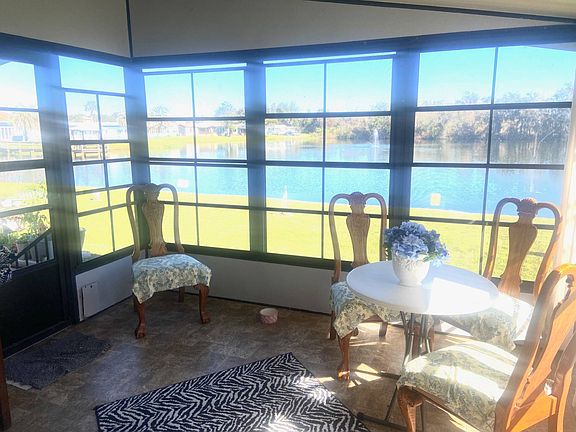 3rd image of 1036 Lakeshore Dr