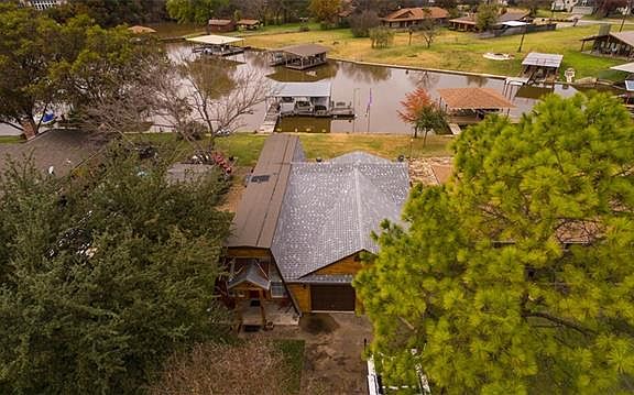 3rd image of 410 Sky Harbour Ct