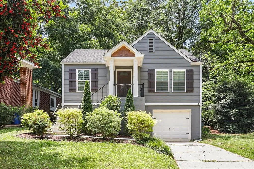 1660 Alvarado Ter SW photo 1