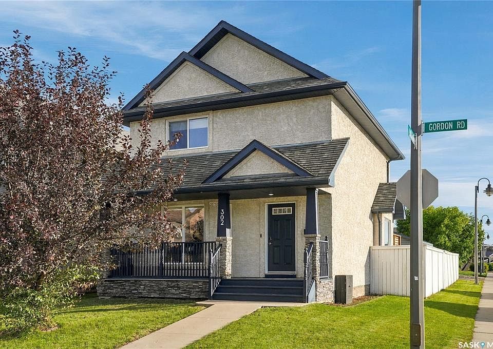 1st image of 302 Gordon ROAD