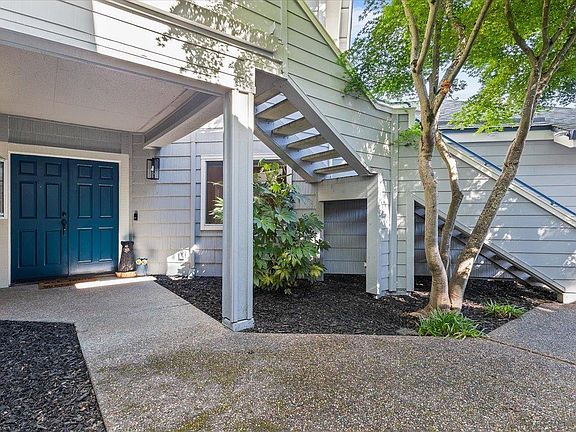 2nd image of 2070 Stonefield Lane