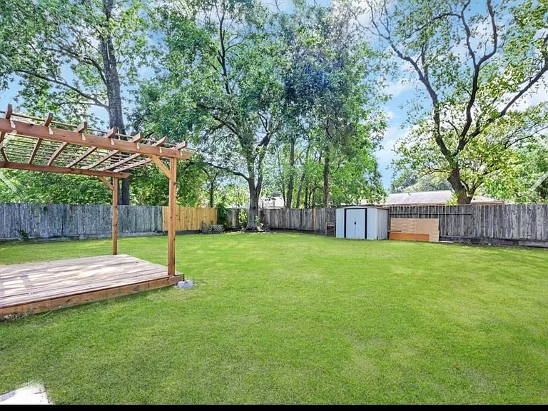 9339 Deanwood St — Photo 18