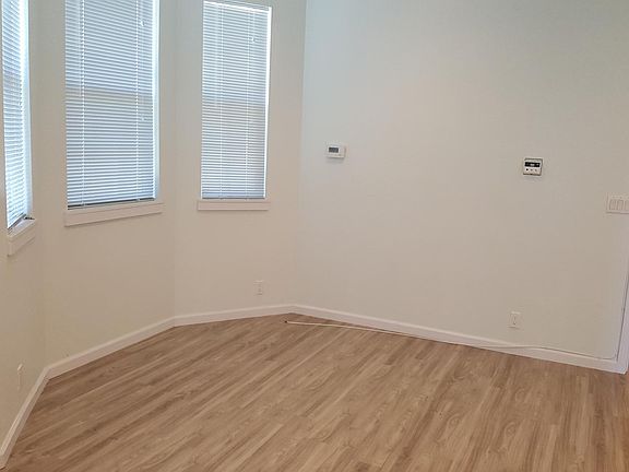 3rd image of 326 N Ellsworth Ave