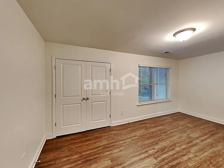 2461 Napa Valley Dr — Photo 29