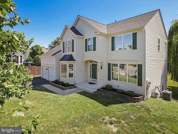 4th image of 12929 Ness Hollow Ct