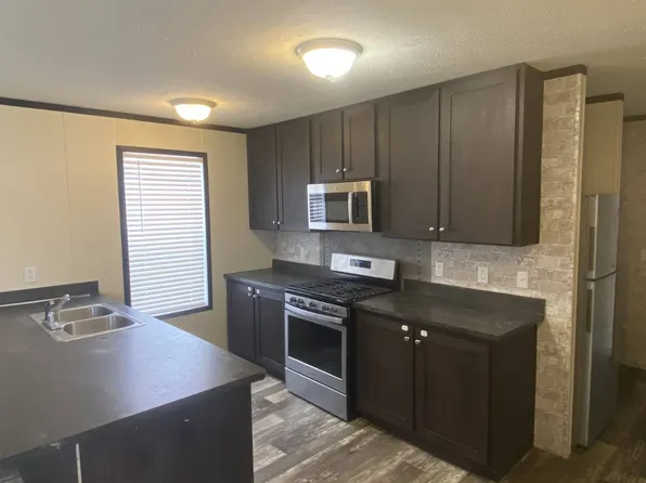 411 S Grover Ave Lot 29, Alma, MI 48801
