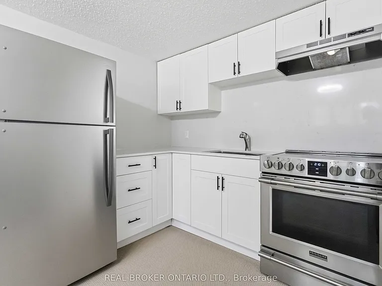 1306 Valley Dr #BASEMENT — Photo 7