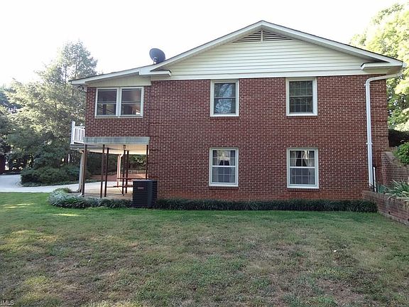 5th image of 637 Coolidge St