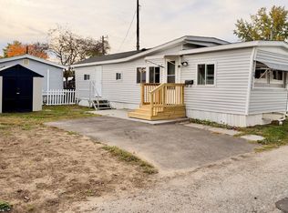 16 Pioneer Way, Springfield, MA 01119