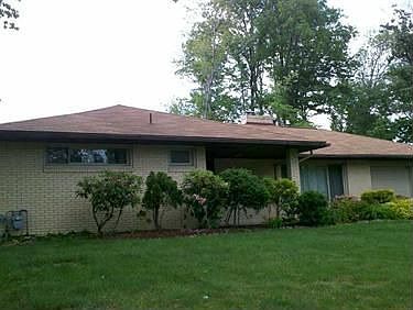 2nd image of 3007 Harcourt Dr