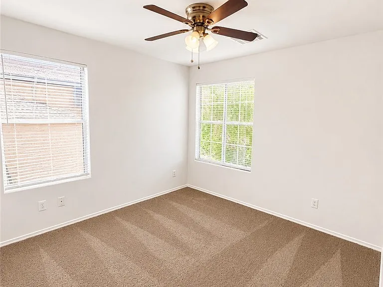 4774 Portola Vista Ave — Photo 5