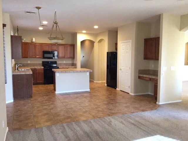 1545 E Irene Dr — Photo 3