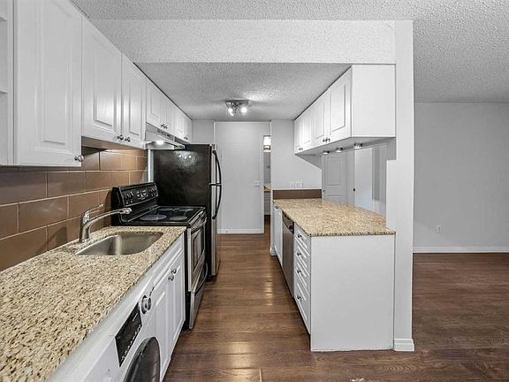 4th image of 305 W 25th Ave SW #205