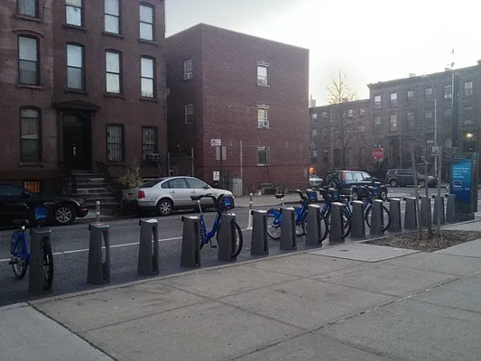 Rented by Blue Egg Realty Corp | media 2