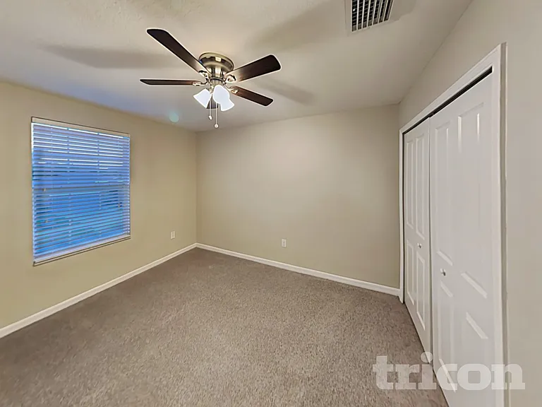 1609 Redmond Brook Ln — Photo 13