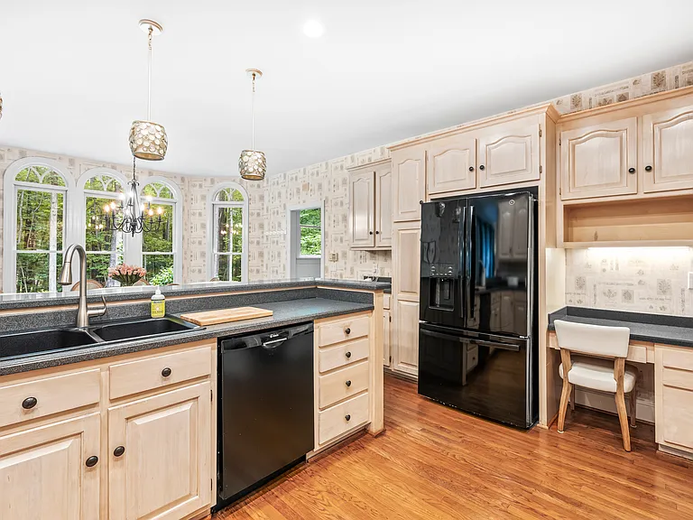 5808 Laurel Rock Ln — Photo 20
